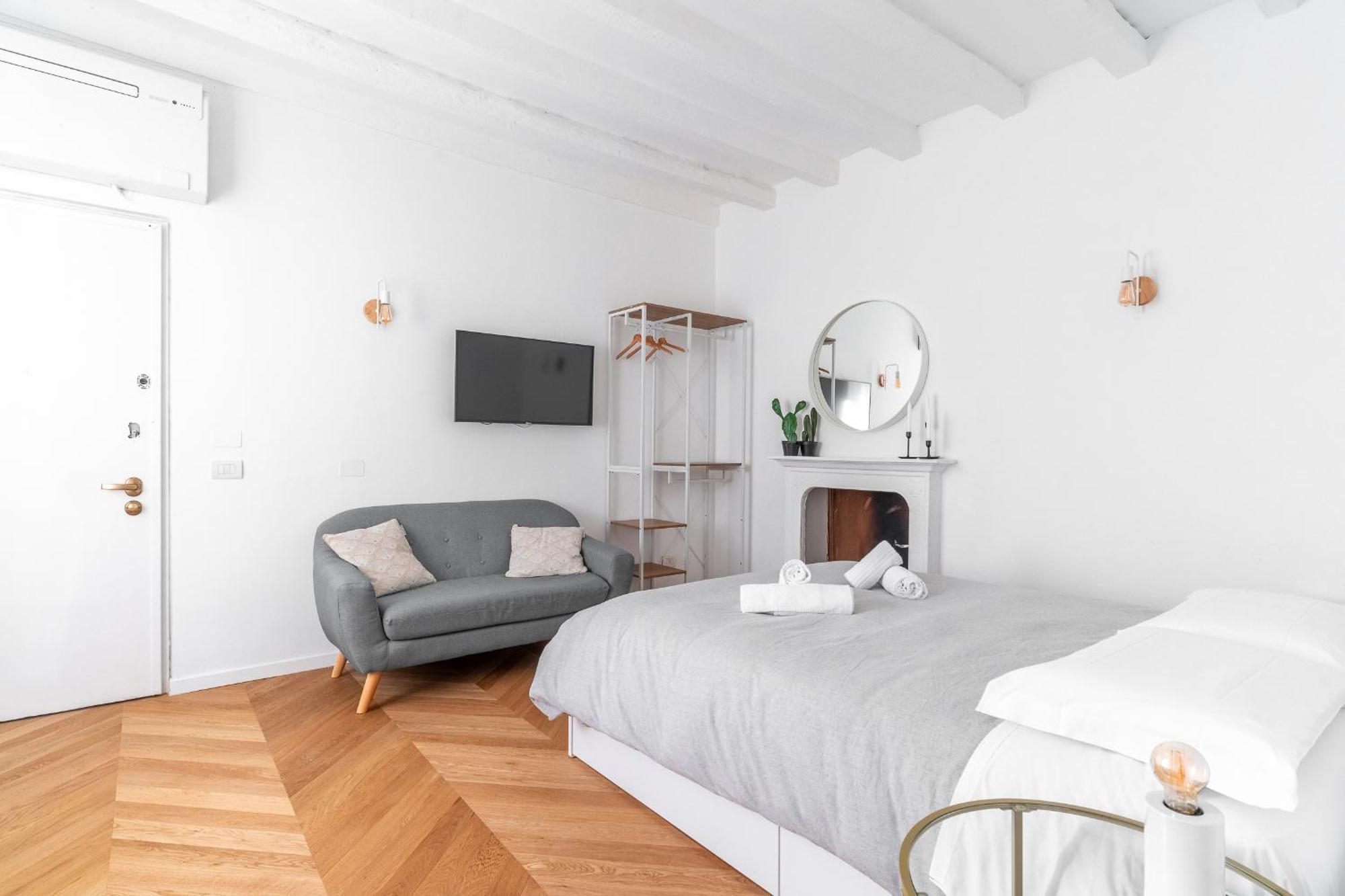 Milan Stay - Alzaia Naviglio Grande Экстерьер фото